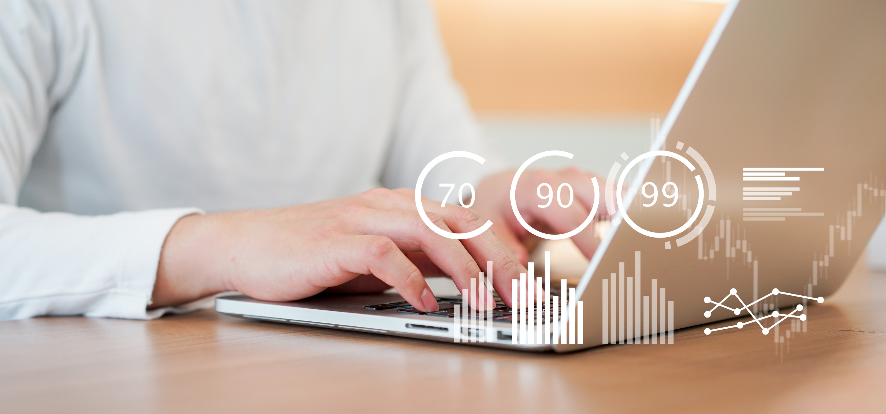 Warehouse forecasting met plannings- en evaluatiestatistieken op een computerscherm